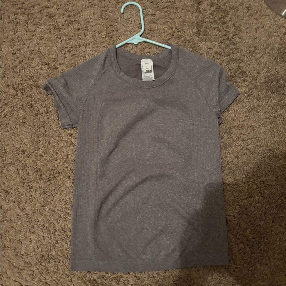 old navy grey athletic top